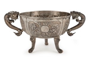 An antique Chinese export silver bowl with dragon handles, 19th century, seal mark to base, 10cm high, 20.5cm wide, 276 grams