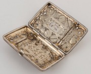 LUEN HING antique Chinese export pierced silver cigarette case with coin and fan decoration and dragons on the reverse, 19th/20th century, 9.5cm high, 90 grams - 3