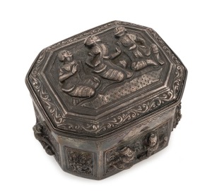 A Burmese silver betel box with figural repousse decoration, 20th century, stamped "UBATHI 999 Silver, Myanmar Jewel House" with additional marker's marks, 9cm high, 12cm wide, 9cm deep, 342 grams