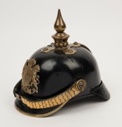 PICKELHAUBE, Duchy of Saxe-Coburg-Gotha, Schutzman (policeman) Officer's leather helmet (paramilitary), circa 1890 - 2