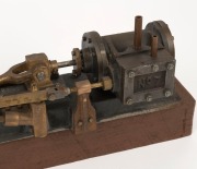 E. & J. WINTER "BOLTON" No.7 mill engine with 7" fly wheel, ​​​​​​​20cm high, 38cm wide - 2