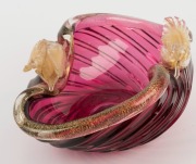 BAROVIER & TOSO Murano cranberry glass bowl with gold inclusions, circa 1950s, 12cm high, 30cm wide - 3