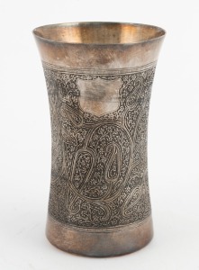 A Chinese silver beaker with engraved decoration, 19th/20th century, seal mark to base, 13.5cm high, 240 grams