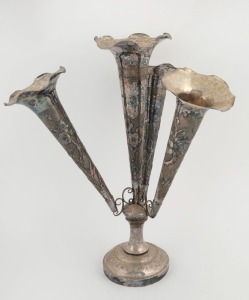A Chinese silver epergne centrepiece, 19th/20th century, 38cm high, 550 grams