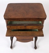 An antique English walnut sewing table with fold-over games top, 19th century, ​​​​​​​74cm high, 61cm wide, 42cm deep - 2