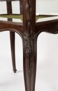 An antique English mahogany bijouterie table with green velvet interior and carved cabriole legs, executed in the French style, late 19th century, ​​​​​​​84cm high, 78cm wide, 51cm deep - 2