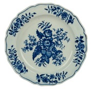 DR WALL WORCESTER antique English blue and white porcelain plate, 18th century, blue crescent mark, ​​​​​​​23.5cm wide