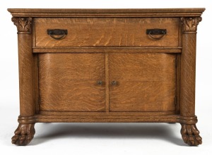 An antique American oak cabinet, early 20th century, ​​​​​​​72cm high, 101cm wide, 56cm deep