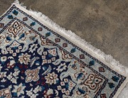 A Persian hand-knotted rug with navy blue ground, 140 x 90cm - 3