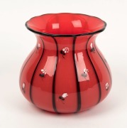 LOETZ "Tango" Bohemian red glass vase with hand-painted finish, early 20th century, ​​​​​​​10cm high - 2