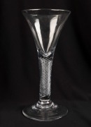 An antique Georgian wine glass with air twist stem, 18th/19th century, 17cm high