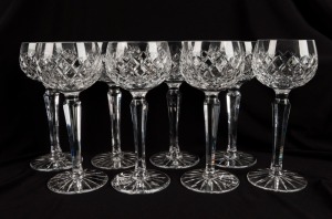 A set of eight heavy cut crystal wine glasses. 20th century, 18cm high