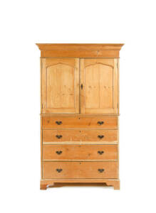 English country pine press on chest, 2 doors over 4 drawers, 19th century. Height 195cm, width 120cm, depth 55cm
