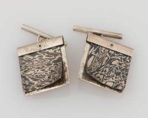 IAN FERGUSON of Melbourne pair of Australian silver and mokume cufflinks