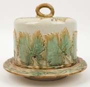 BENDIGO POTTERY cheese dish and cover with grape leaf motif, 19th century, 21cm high, 25cm diameter - 2