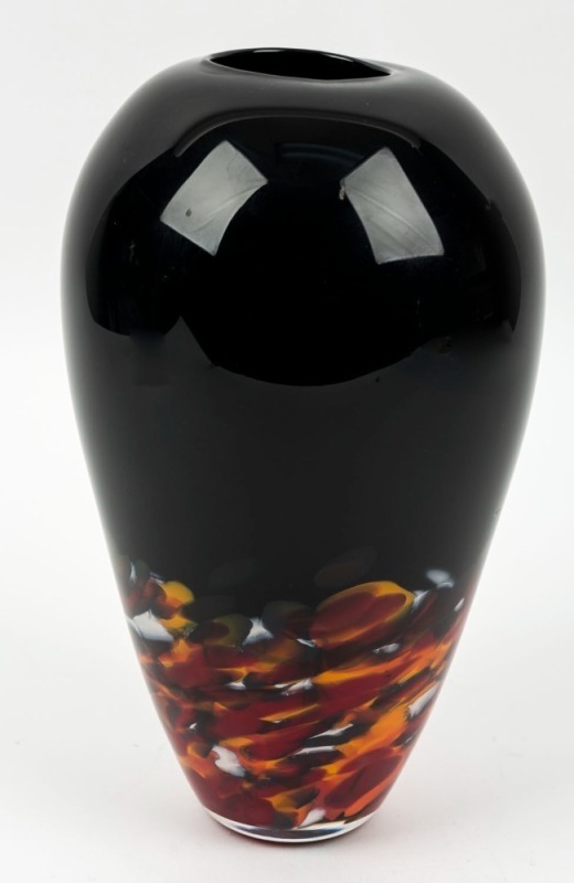 RODNEY YOUNG Australian black and orange mottled art glass vase, engraved "Rodney Young", 26cm high