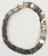 EDWARD SCHAFER of Melbourne antique Australian silver necklace, circa 1880, stamped "SCHAFER, Melbourne, Sterling" with crown mark, ​​​​​​​39cm long, 72 grams total - 3