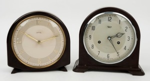 Two Art Deco bakelite mantle clocks by SMITHS, mid 20th century, the larger 20cm high