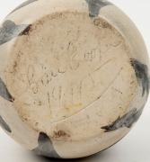 CARL COOPER pottery vase with unusual painted and&nbsp;sgraffito decoration,&nbsp; incised "Carl Cooper 1945", 10cm high&nbsp; - 5