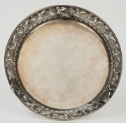 WILLIAM EDWARDS (attributed) Colonial Australian silver salver, circa 1860s, ​​​​​​​27cm diameter - 2