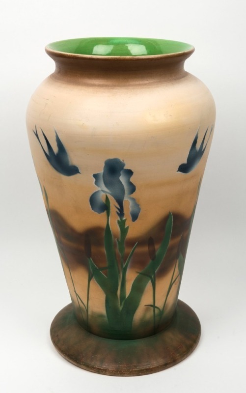 BENDIGO POTTERY Waverley Ware "Barabola" vase, 45cm high