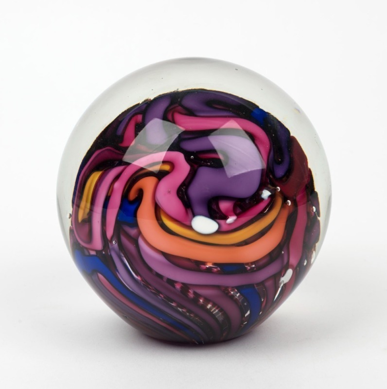 PATRICK WONG art glass paperweight, signed "P.W. 2016", ​​​​​​​12cm high