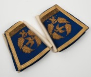 MASONIC REGALIA, housed in original blue case, early to mid 20th century, ​​​​​​​the case 48cm wide - 5