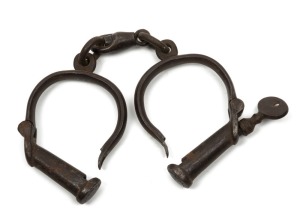 HIATT No.12 convict handcuffs, (with key), 19th century, ​​​​​​​25cm wide