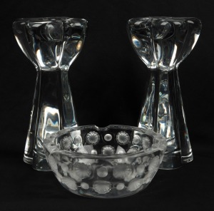 LALIQUE French glass ashtray, together with a pair of BACCARAT French crystal candlesticks, (3 items), the candlesticks 18cm high