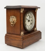 WATERBURY antique American shelf clock in beech case with polished brass mounts, eight day time and gong striking movement, 19th century, ​​​​​​​27cm high - 2