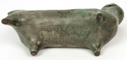 McLAREN "Smiling Cat" pottery statue. incised "McLaren", 16cm high, 25cm long. - 3