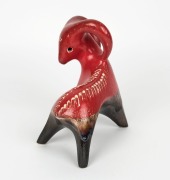 ELLIS red and brown glazed ram statue, 21cm high. - 2