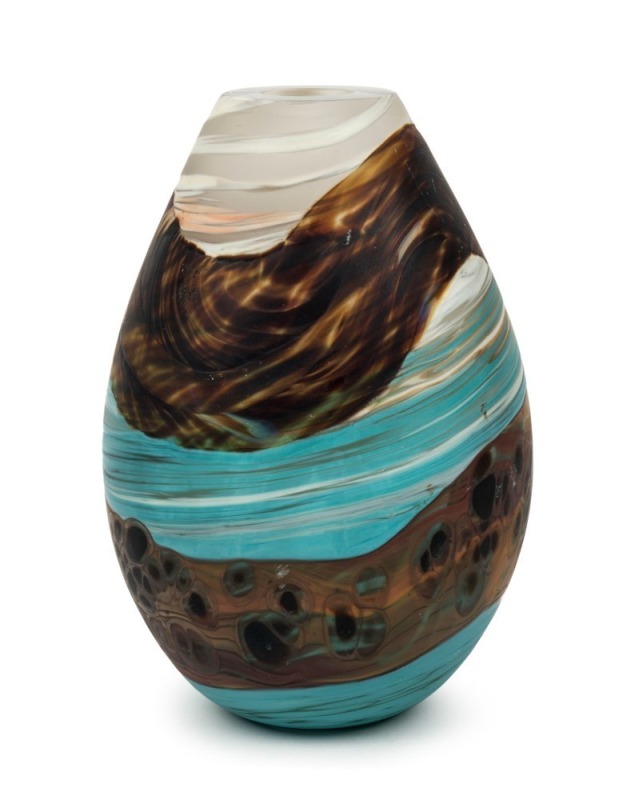 LYNDEN OVER Australian art glass lava vase, 18.5cm high