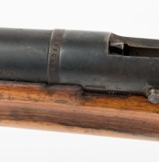 JARMANN (model 28) Norwegian harpoon and line throwing gun, with three harpoons and original leather case. Stamped with ownership details for JOHN ANDREW TENNANT MORTLOCK of Port Lincoln in South Australia. On September 14th, 1934, Mortlock was noted in l - 5