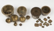BANKER'S antique gold scales on mahogany base with assorted cup and lozenge weights, by Avery of London, 19th century,&nbsp; - 2
