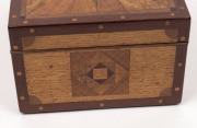 A folk art Australian specimen wood box with lift-out tray, emblazoned under the lid "Canberra, Australia", circa 1930, ​​​​​​​13cm high, 25cm wide, 19cm deep - 6