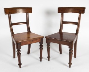 A pair antique Australian cedar spadeback hall chairs, 19th century