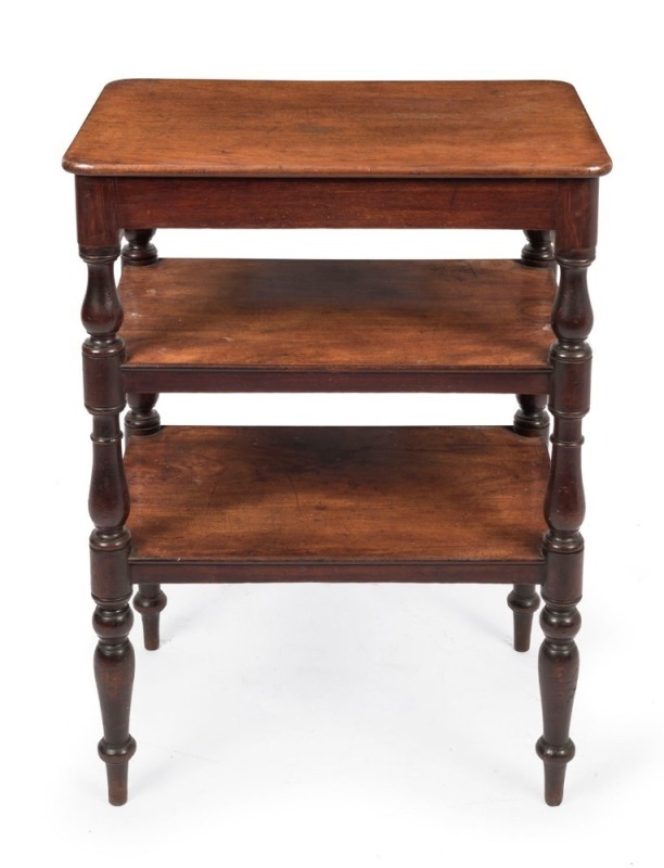 ANDREW LENEHAN Colonial Australian cedar wotnot, circa 1850s, bearing circular paper label, 73cm high, 52cm wide, 36cm deep 