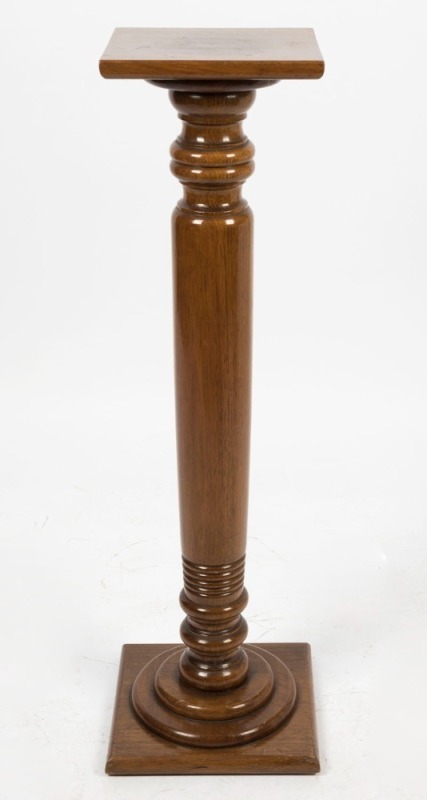 An antique Australian maple pedestal, Queensland origin, 19th/20th century, 91cm high, 23cm wide, 22cm deep