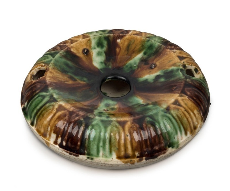 BENDIGO POTTERY spittoon with green, brown and yellow mottled glaze 6cm high, 19cm diameter