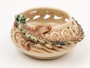 MARGUERITE MAHOOD pierced pottery bowl with applied dragon decoration, incised "Marguerite Mahood", 5.5cm high, 10.5cm wide - 3