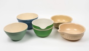 HOFFMAN and FOWLER group of five assorted antique and vintage mixing bowls, ​​​​​​​the largest 30cm wide