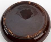 BENDIGO POTTERY spittoon with brown Rockingham glaze, 19th century, 7cm high, 18cm wide - 3