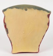 CASTLE HARRIS pottery wall pocket with bird decoration, incised "Castle Harris", 18cm high&nbsp; - 2