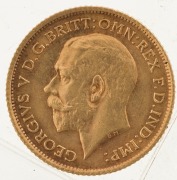 1915 Half Sovereigns, George V, St. George reverse, Sydney, VF/EF. (4). - 5