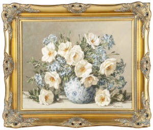 Still life floral oil painting signed Cardinal lower right, in gilt frame. 50 x 40cm