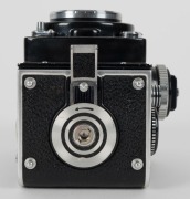 FRANKE & HEIDECKE:&nbsp;Rolleiflex&nbsp;2.8F&nbsp;TLR&nbsp;camera [#2425493], circa 1961, with Planar 80mm f2.8 lens [#3536187] and&nbsp;Synchro-Compur&nbsp;shutter. - 7