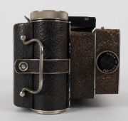 FRANKE & HEIDECKE: Circa 1928 Rolleidoscop 6x13cm triple-lens reflex rollfilm stereo camera [#10759], with Tessar 75mm f4.5 lenses [#723147 & #723148]. - 3