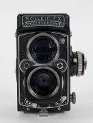 FRANKE & HEIDECKE: Rolleiflex 3.5E TLR camera [#1786612], circa 1956, with Planar 75mm f3.5 lens [#1785544] and Synchro-Compur shutter, with metal lens hood. - 2