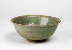 A Longquan celadon bowl, Yuan Dynasty, 14th century, with incised decoration, 8.5cm high, 20cm diameter